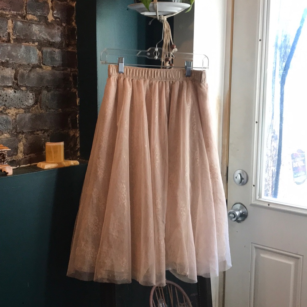 Lace and Tulle Carrie Bradshaw Skirt, M